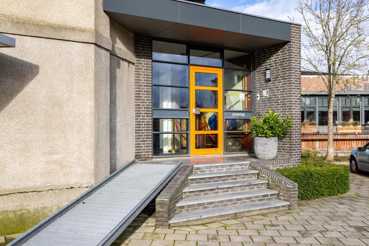 Roelofarendsveen B&B De Tulpentoren מראה חיצוני תמונה